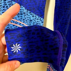 Womens athleta leggings size small. Like new condition